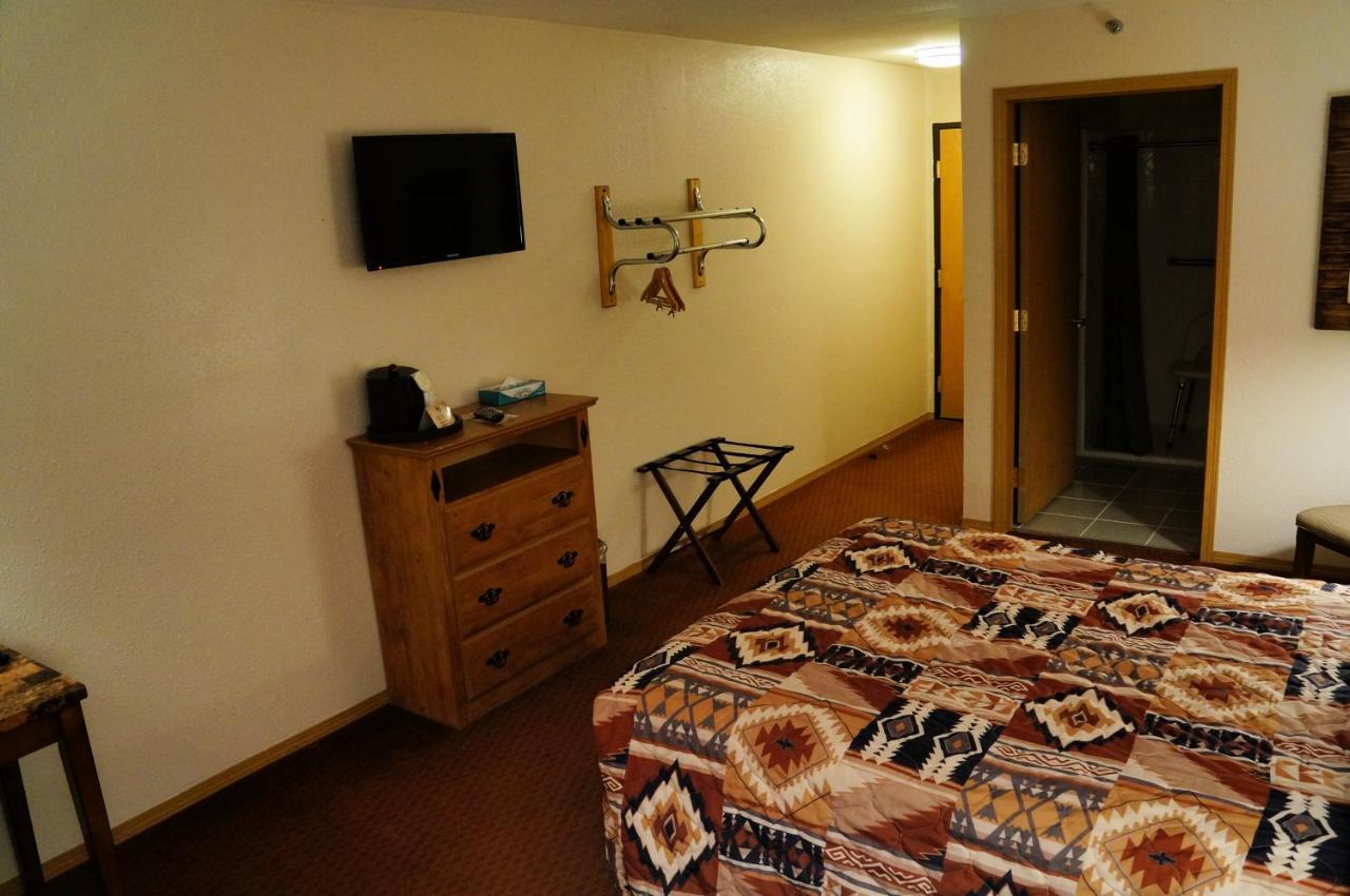 Fort Randall Casino & Hotel Pickstown Екстериор снимка
